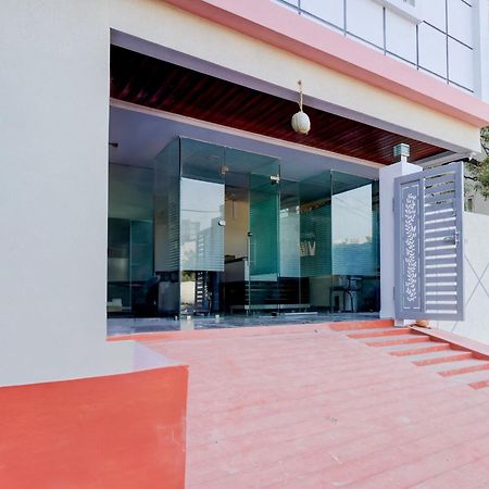 Super Townhouse Nanak Ram Guda Near Waverock Sez Χιντεραμπάντ Εξωτερικό φωτογραφία
