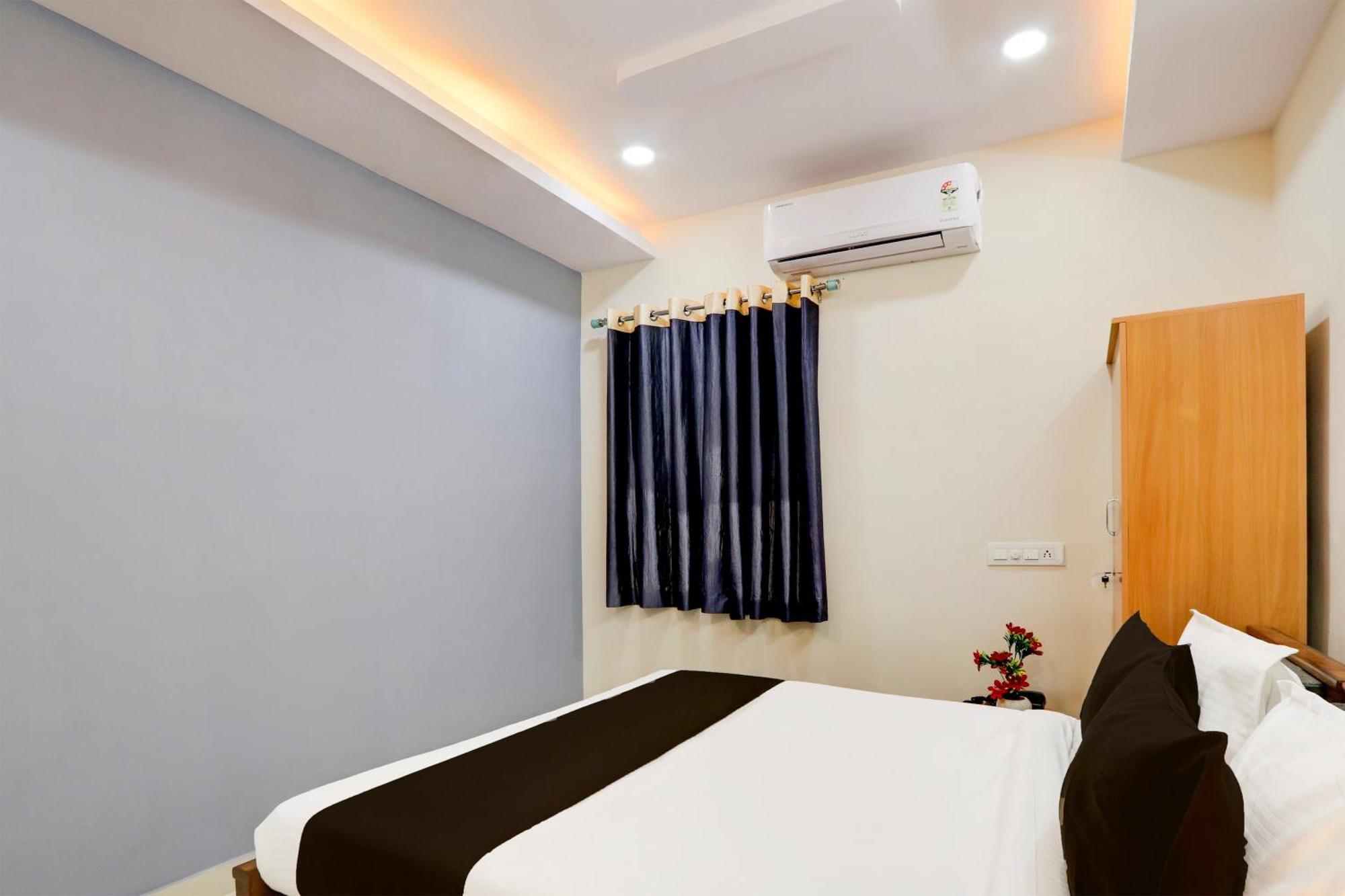 Super Townhouse Nanak Ram Guda Near Waverock Sez Χιντεραμπάντ Εξωτερικό φωτογραφία