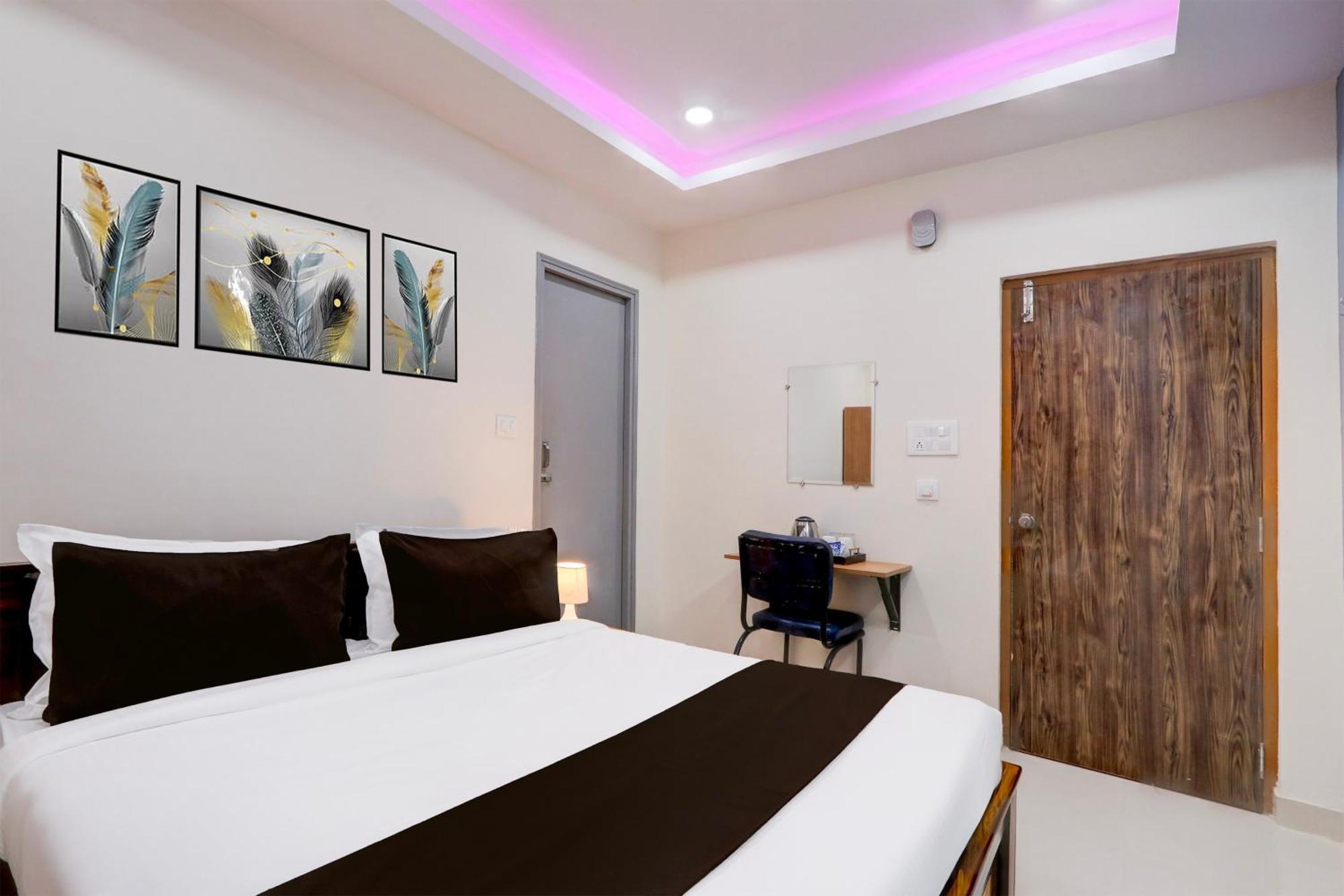 Super Townhouse Nanak Ram Guda Near Waverock Sez Χιντεραμπάντ Εξωτερικό φωτογραφία