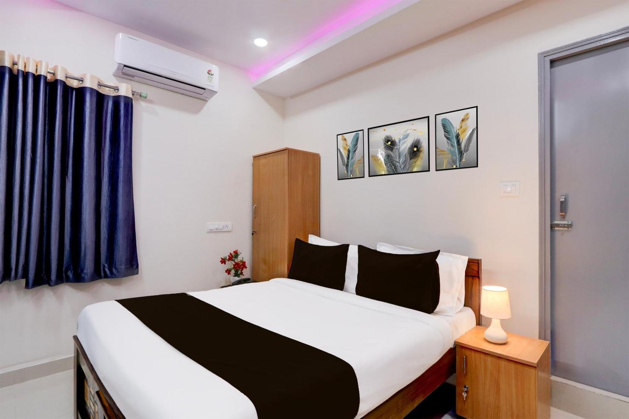 Super Townhouse Nanak Ram Guda Near Waverock Sez Χιντεραμπάντ Εξωτερικό φωτογραφία