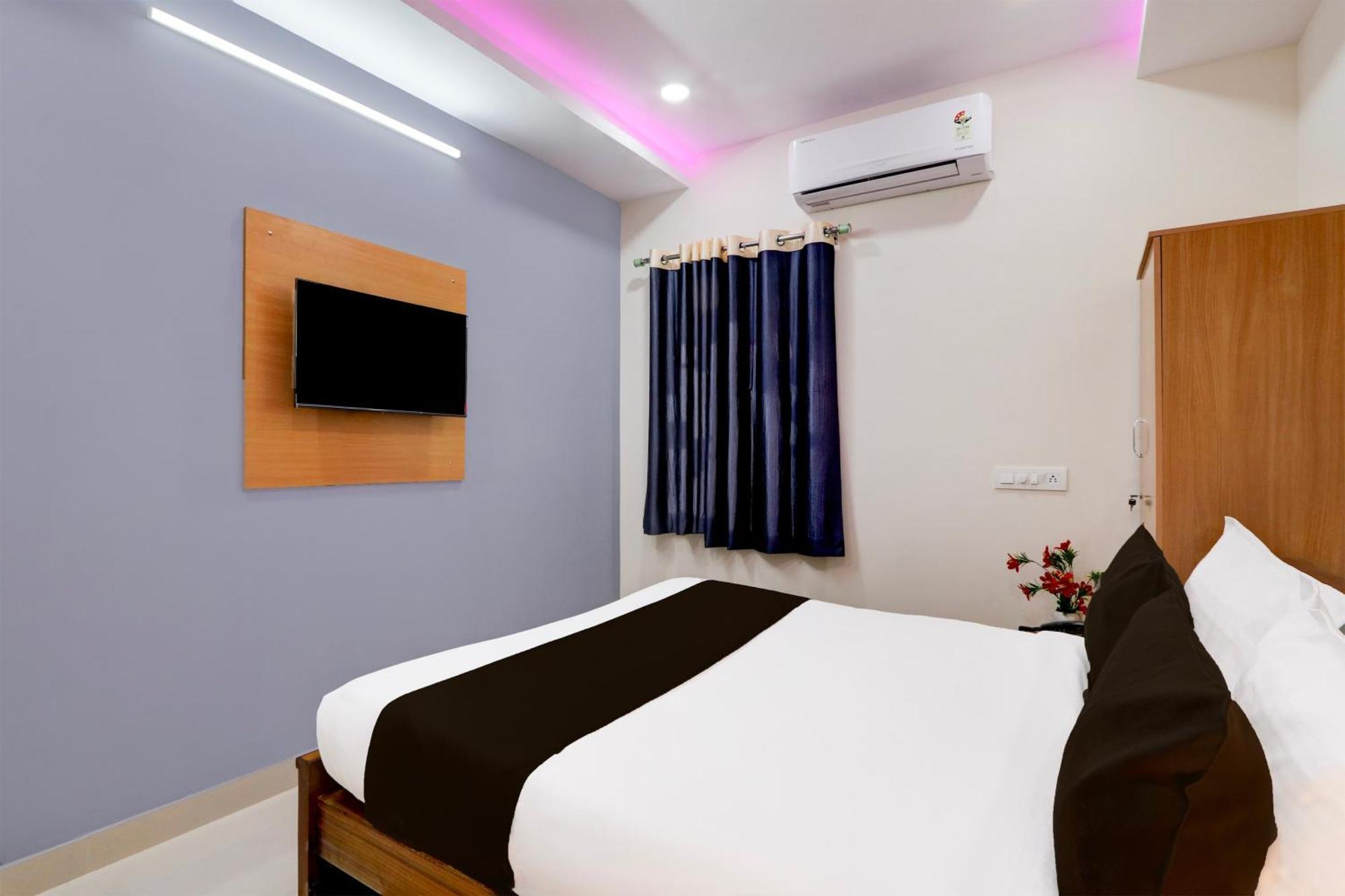 Super Townhouse Nanak Ram Guda Near Waverock Sez Χιντεραμπάντ Εξωτερικό φωτογραφία